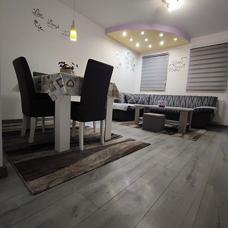 Stan Na Dan Prnjavor Apartment Bagian luar foto