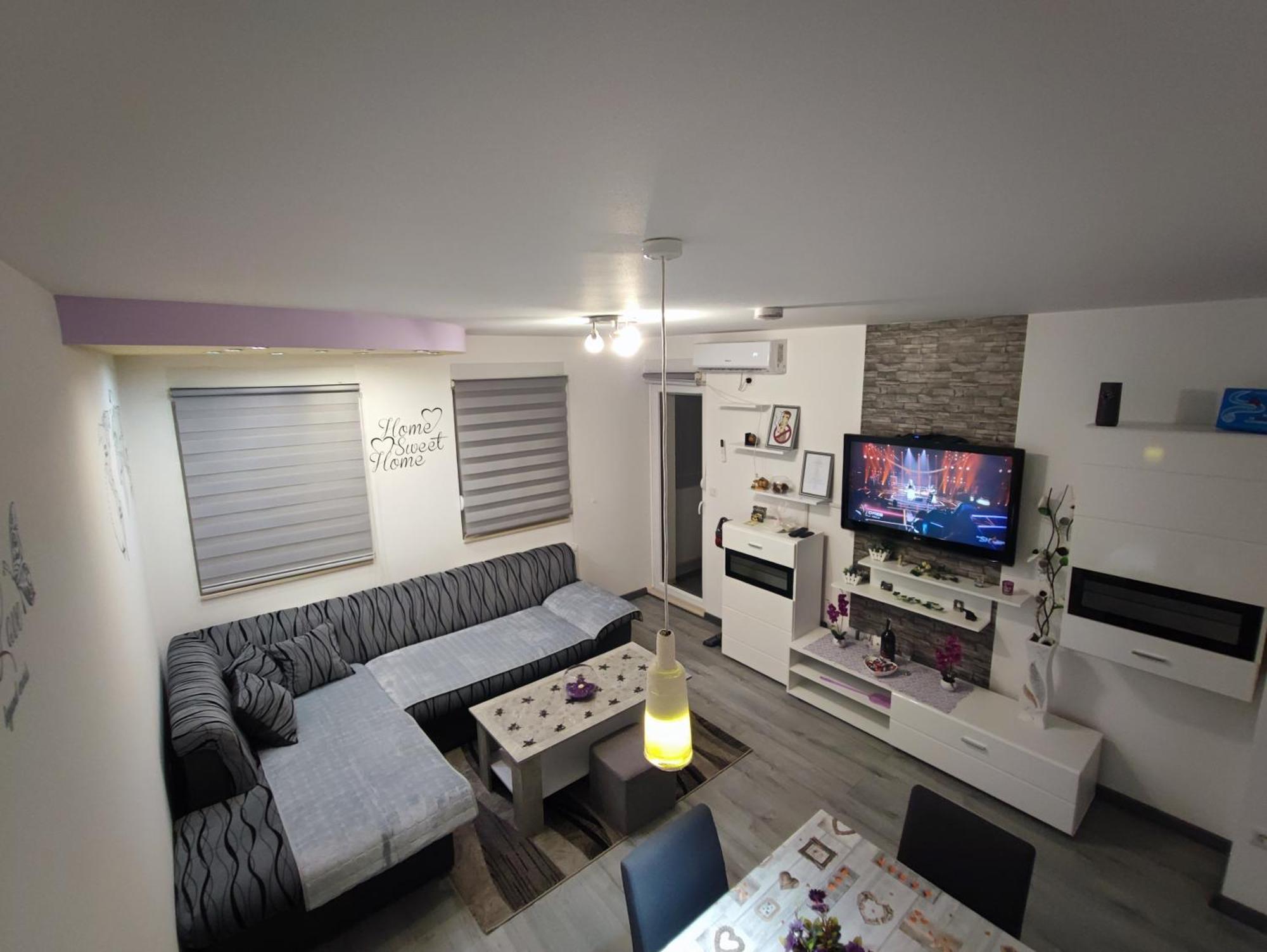 Stan Na Dan Prnjavor Apartment Bagian luar foto