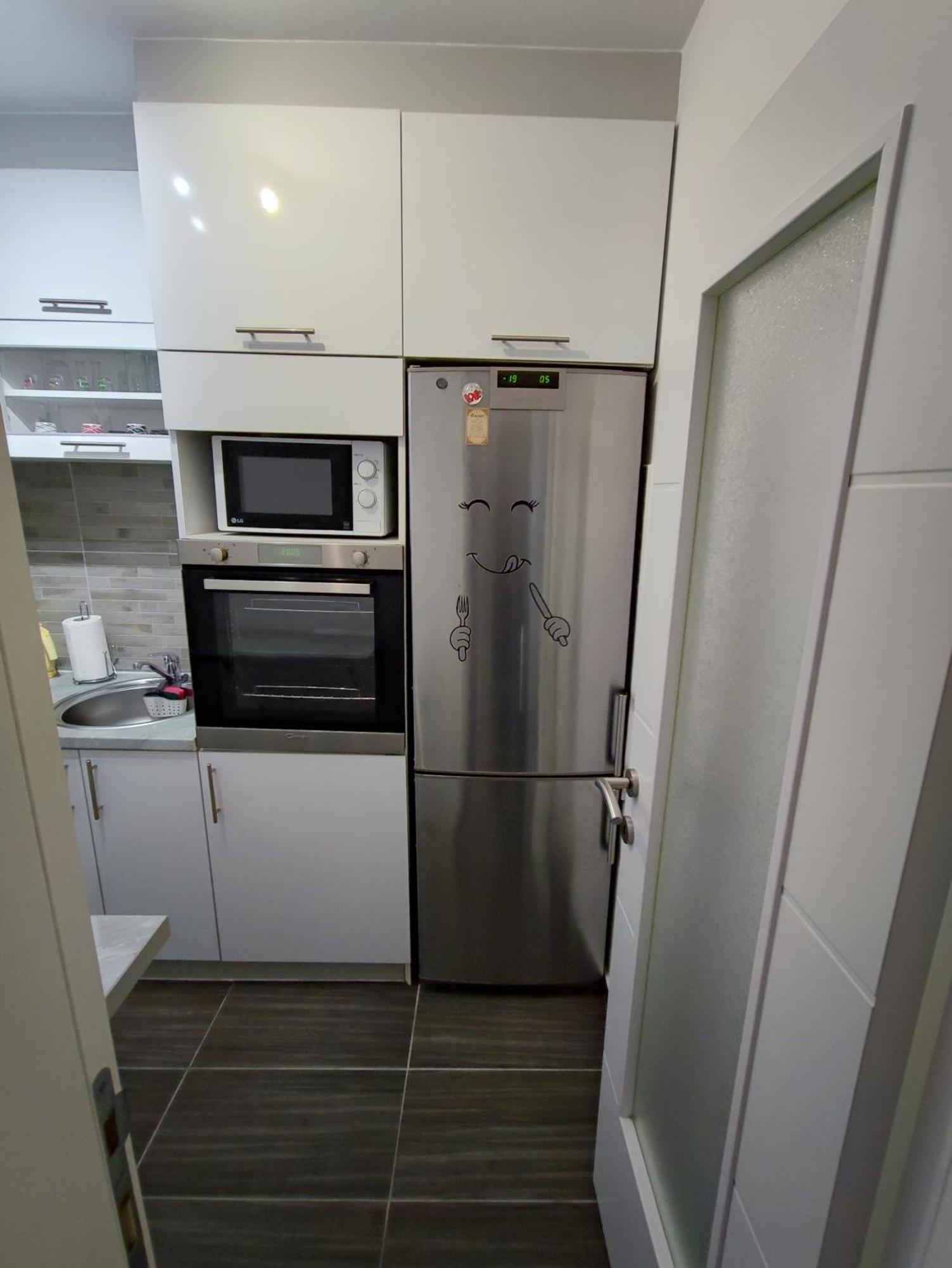Stan Na Dan Prnjavor Apartment Bagian luar foto