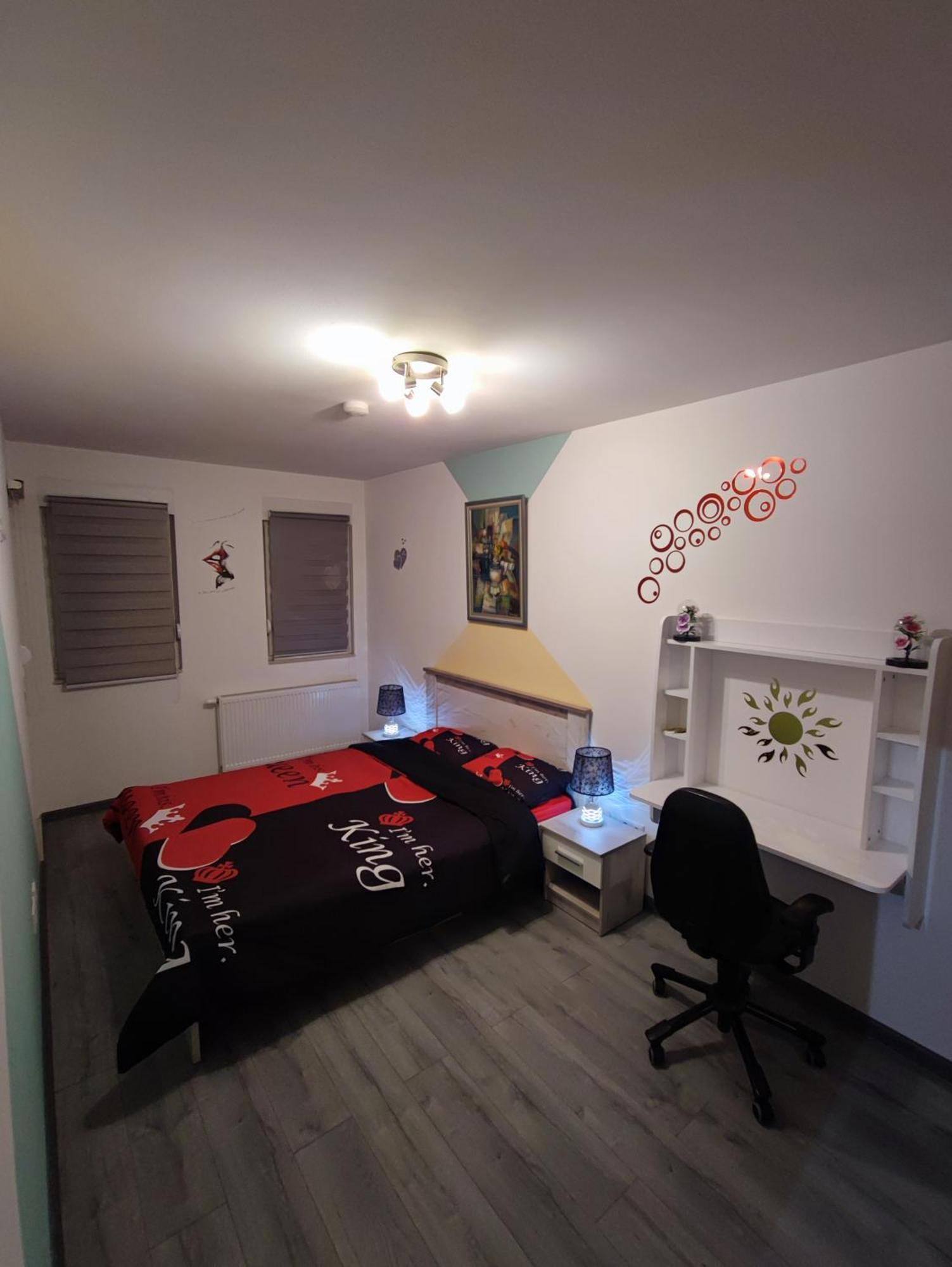 Stan Na Dan Prnjavor Apartment Bagian luar foto